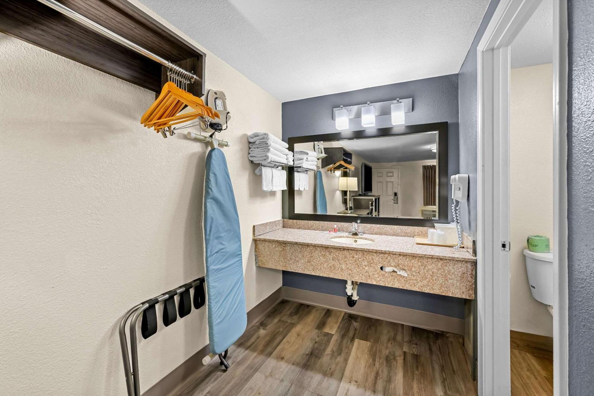קינגספורט Econo Lodge מראה חיצוני תמונה