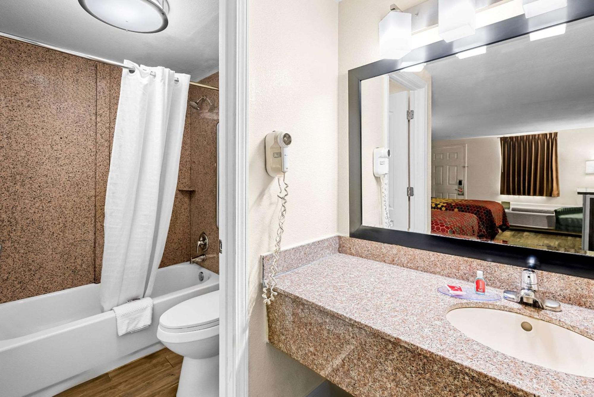 קינגספורט Econo Lodge מראה חיצוני תמונה